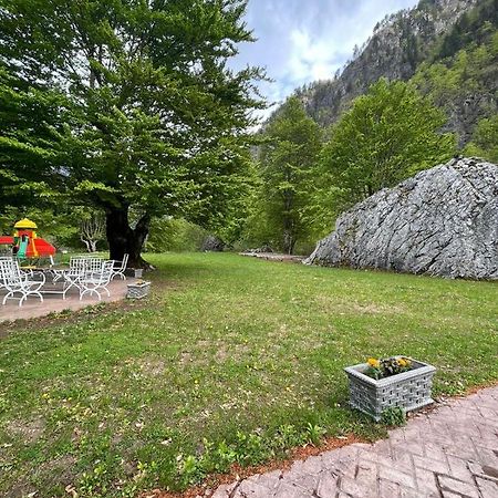 Bujtina Rilindja Guest House Valbone Exteriér fotografie